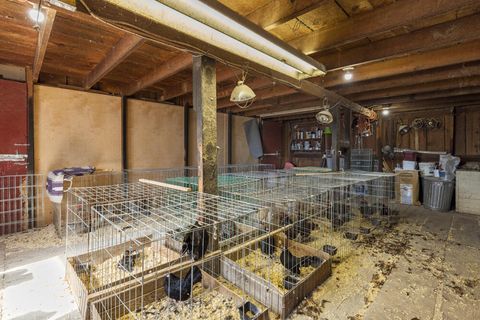 Tiny photo for 10403 Matney Way, Klamath Falls, OR 97603 (MLS # 220216413)