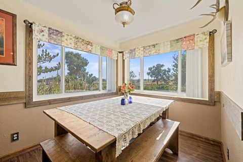 Tiny photo for 10403 Matney Way, Klamath Falls, OR 97603 (MLS # 220216413)