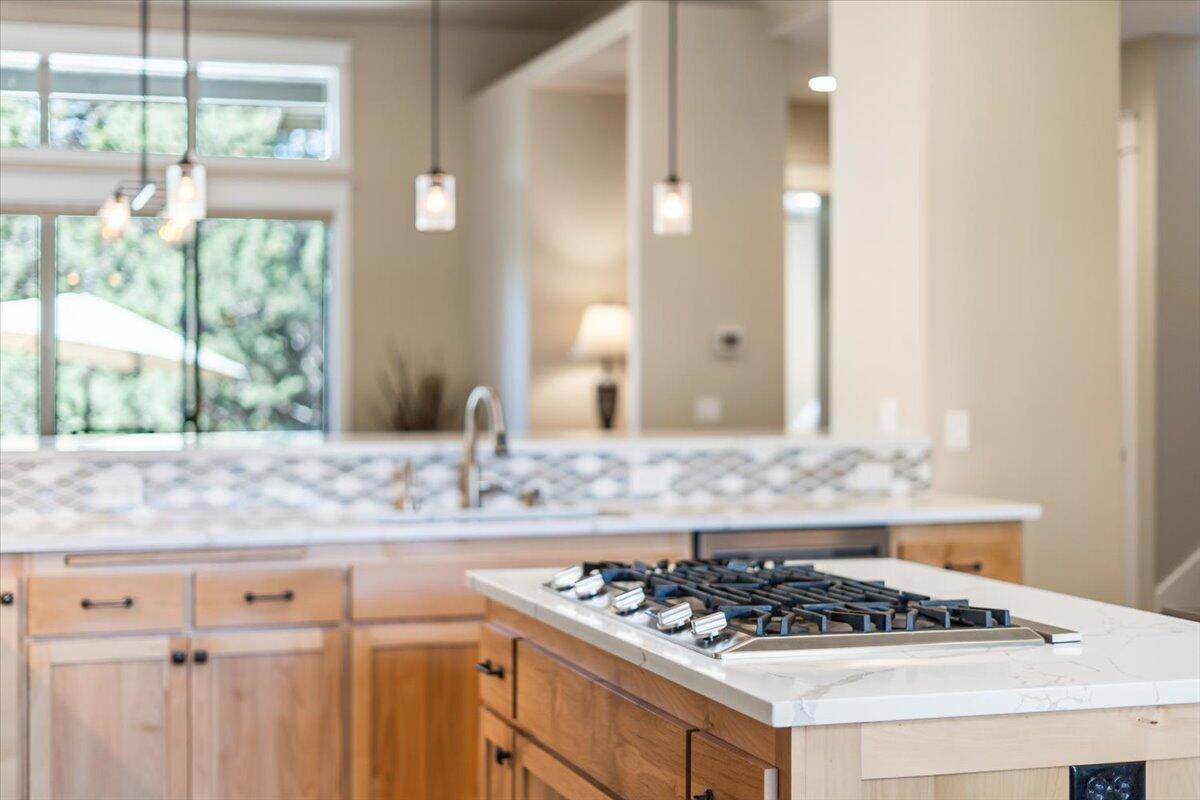 Eagle Crest - Residential