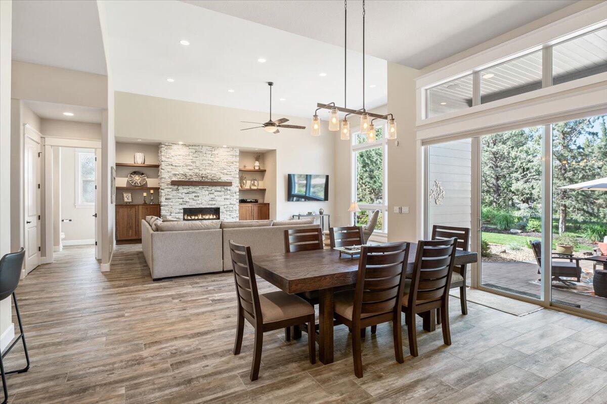 Eagle Crest - Residential