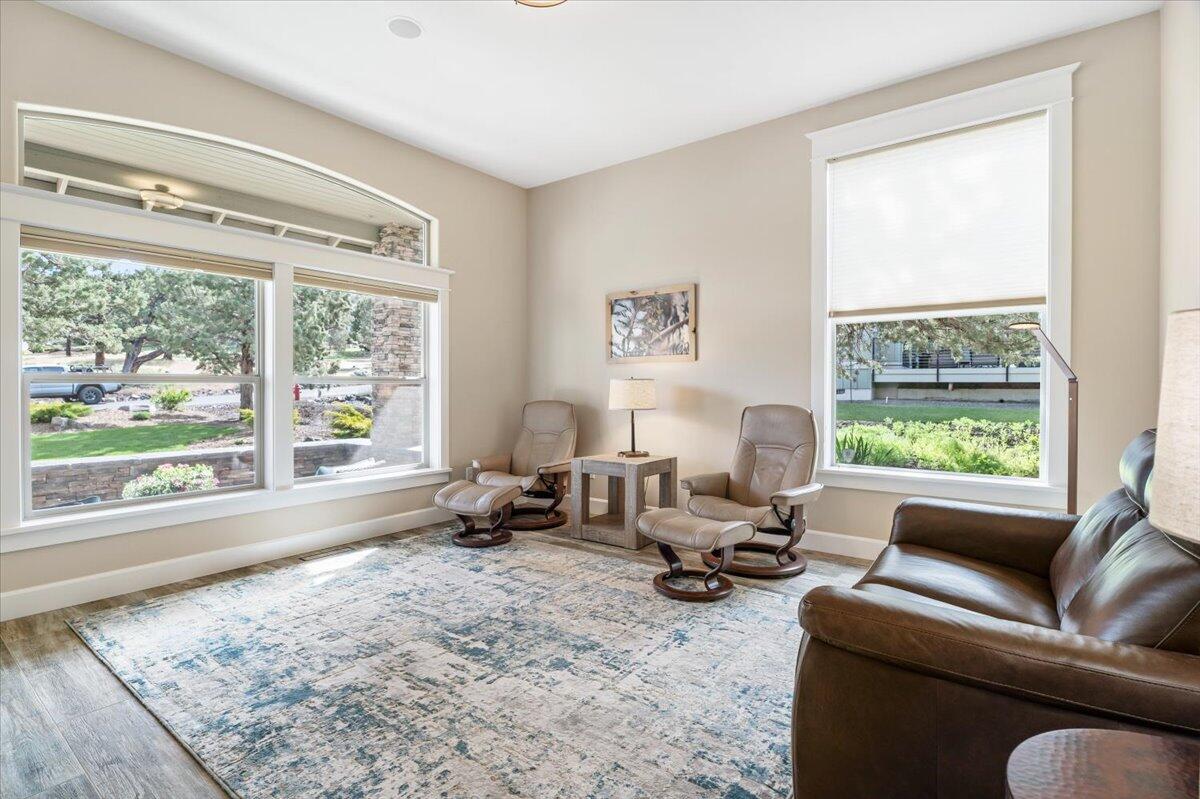 Eagle Crest - Residential