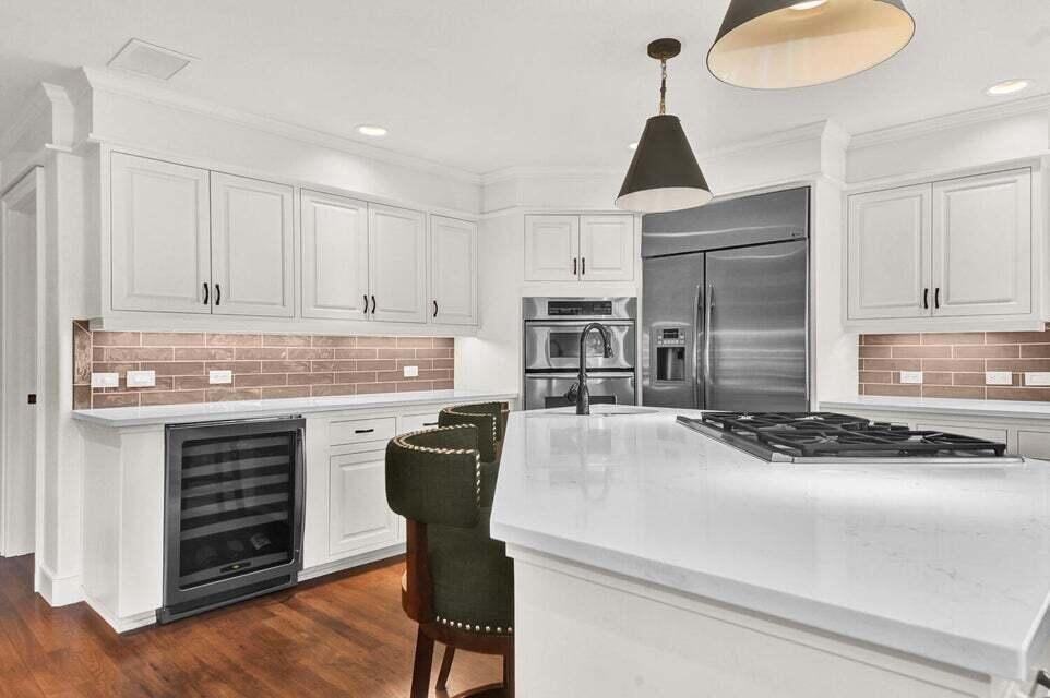 Broken Top - Residential