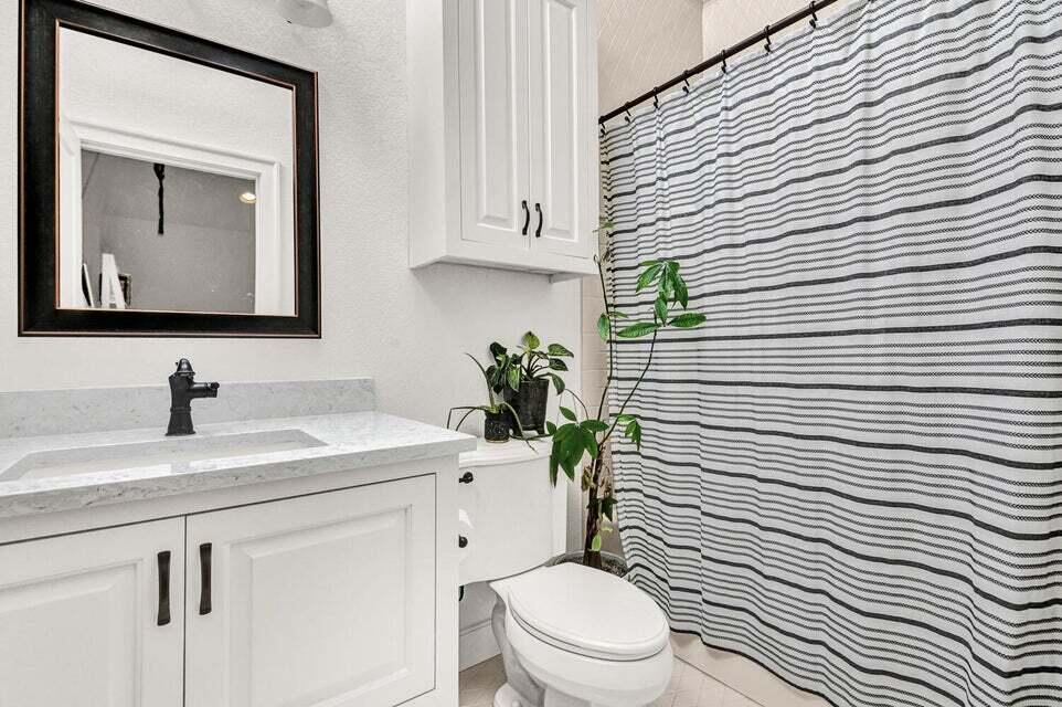 Broken Top - Residential