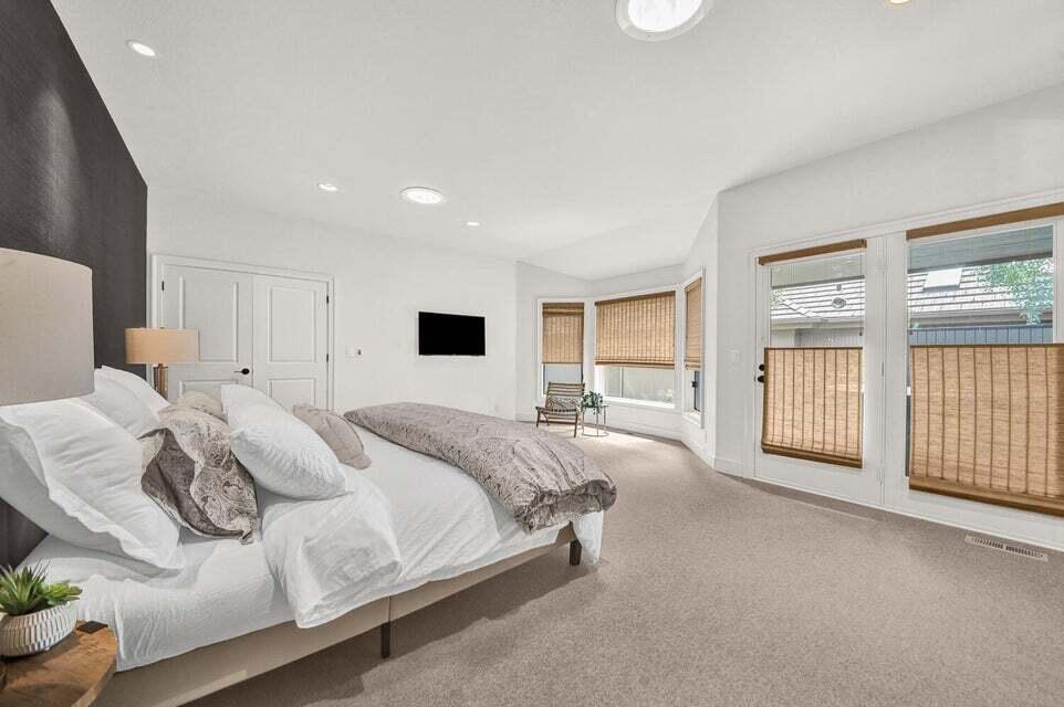 Broken Top - Residential