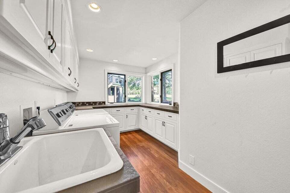 Broken Top - Residential