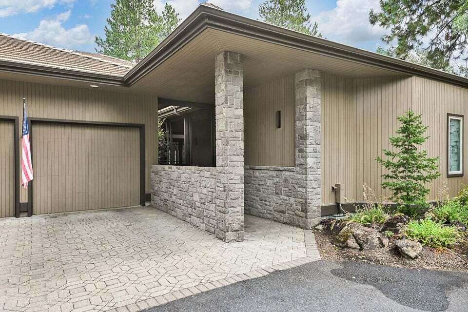 Broken Top - Residential