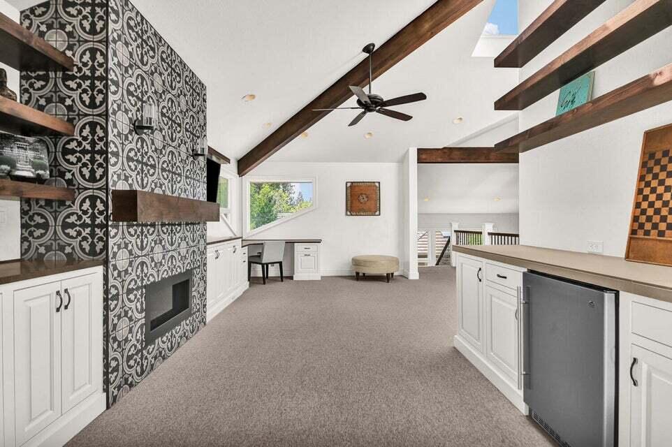 Broken Top - Residential