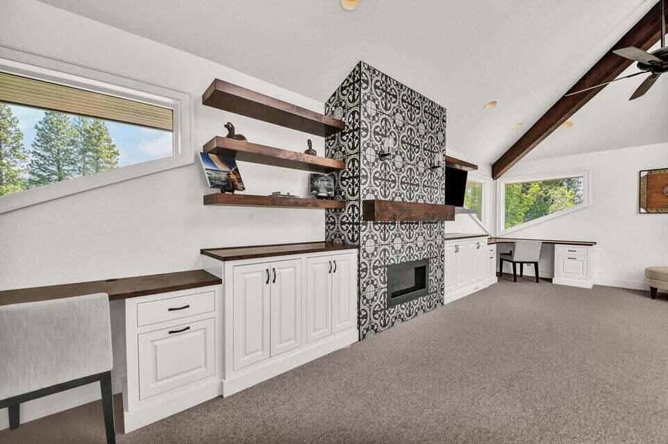 Broken Top - Residential