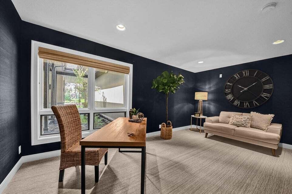 Broken Top - Residential