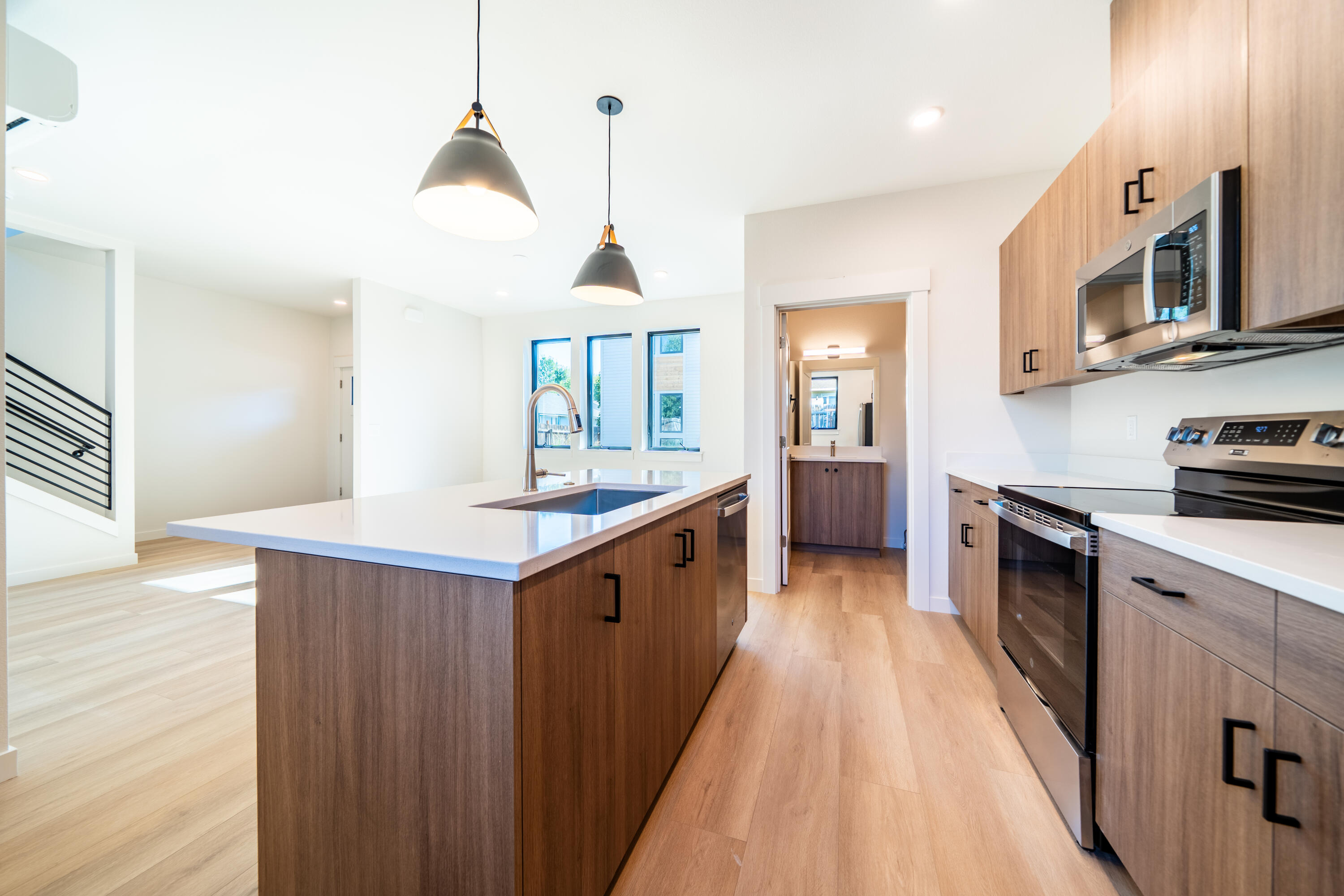 371 NW 19th Street 101