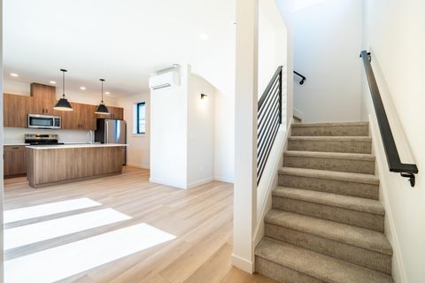 371 NW 19th Street 101 Redmond OR 97756