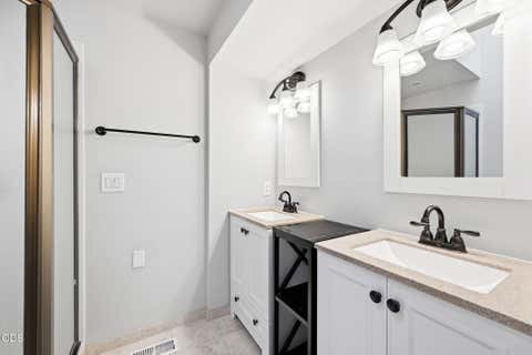 Tiny photo for 19637 Poplar Street, Bend, OR 97702 (MLS # 220224448)
