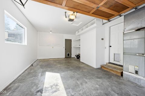 Tiny photo for 19637 Poplar Street, Bend, OR 97702 (MLS # 220224448)