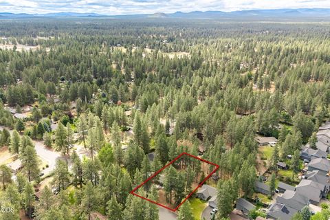 Tiny photo for 19637 Poplar Street, Bend, OR 97702 (MLS # 220224448)