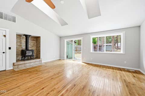 Tiny photo for 19637 Poplar Street, Bend, OR 97702 (MLS # 220224448)