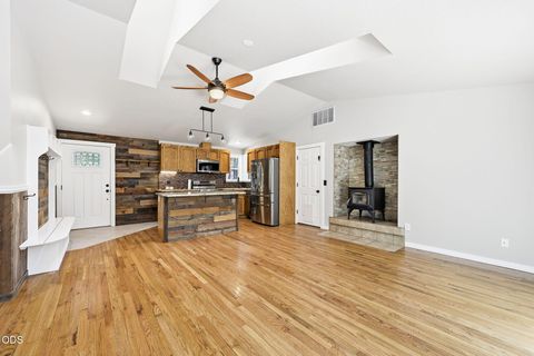 Tiny photo for 19637 Poplar Street, Bend, OR 97702 (MLS # 220224448)
