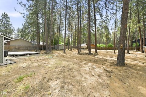 Tiny photo for 19637 Poplar Street, Bend, OR 97702 (MLS # 220224448)