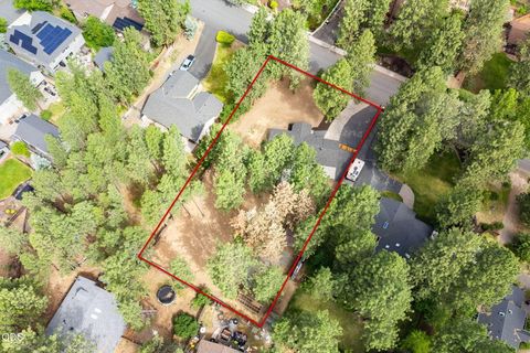 Tiny photo for 19637 Poplar Street, Bend, OR 97702 (MLS # 220224448)