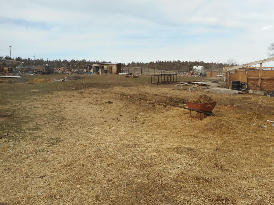 DO YOU WANT A NICE FLAT RURAL LOT FOR YOUR HOME?  OUT OF TOWN, YET CLOSE TO TOWN.  POWER AND WATER TO THE  PROPERTY.  THESE TYPE OF LOTS ARE HARD TO FIND.   MANUFACTURED HOME IS PERMITED.