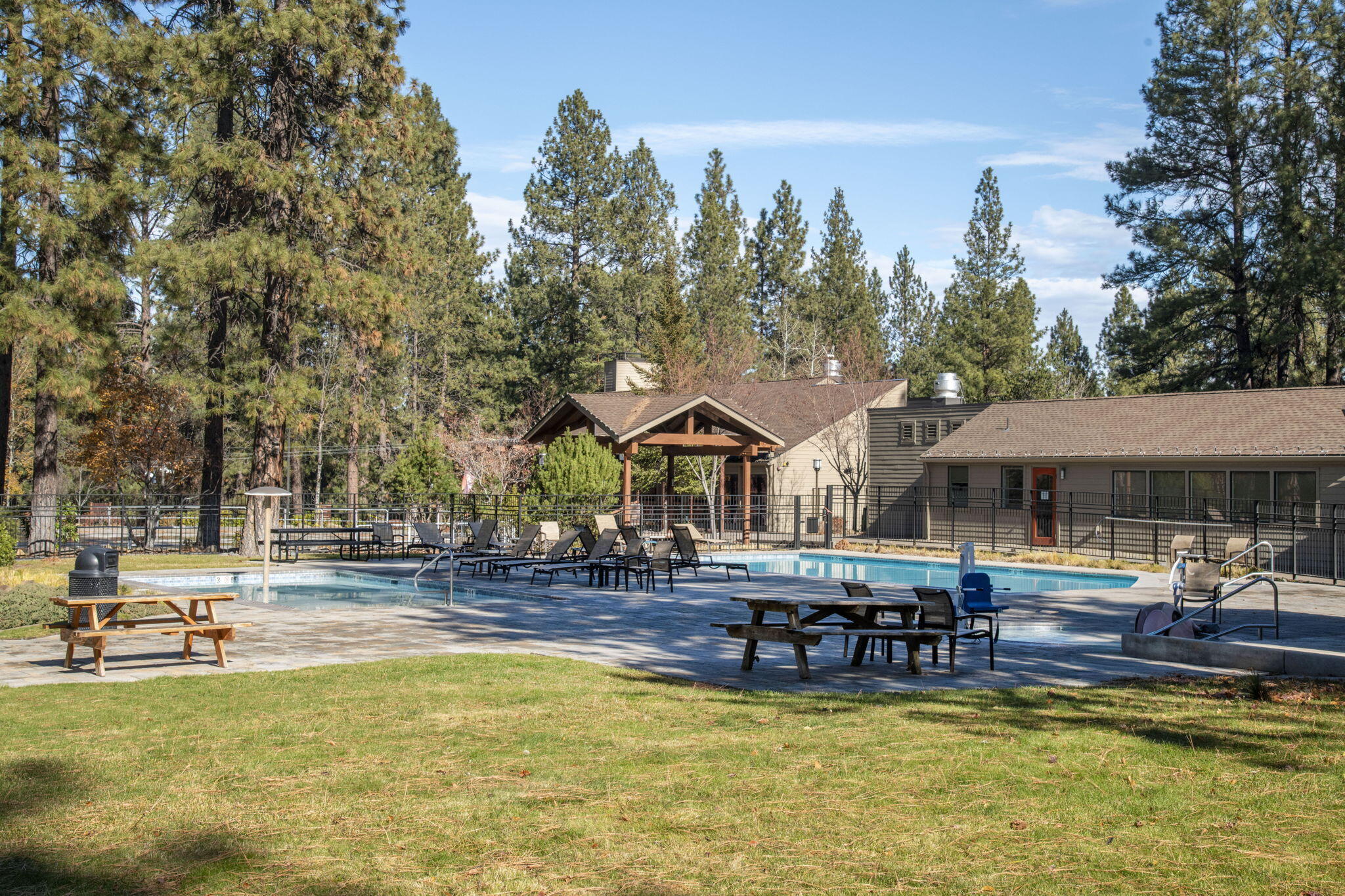 Inn Of The 7th - Residential