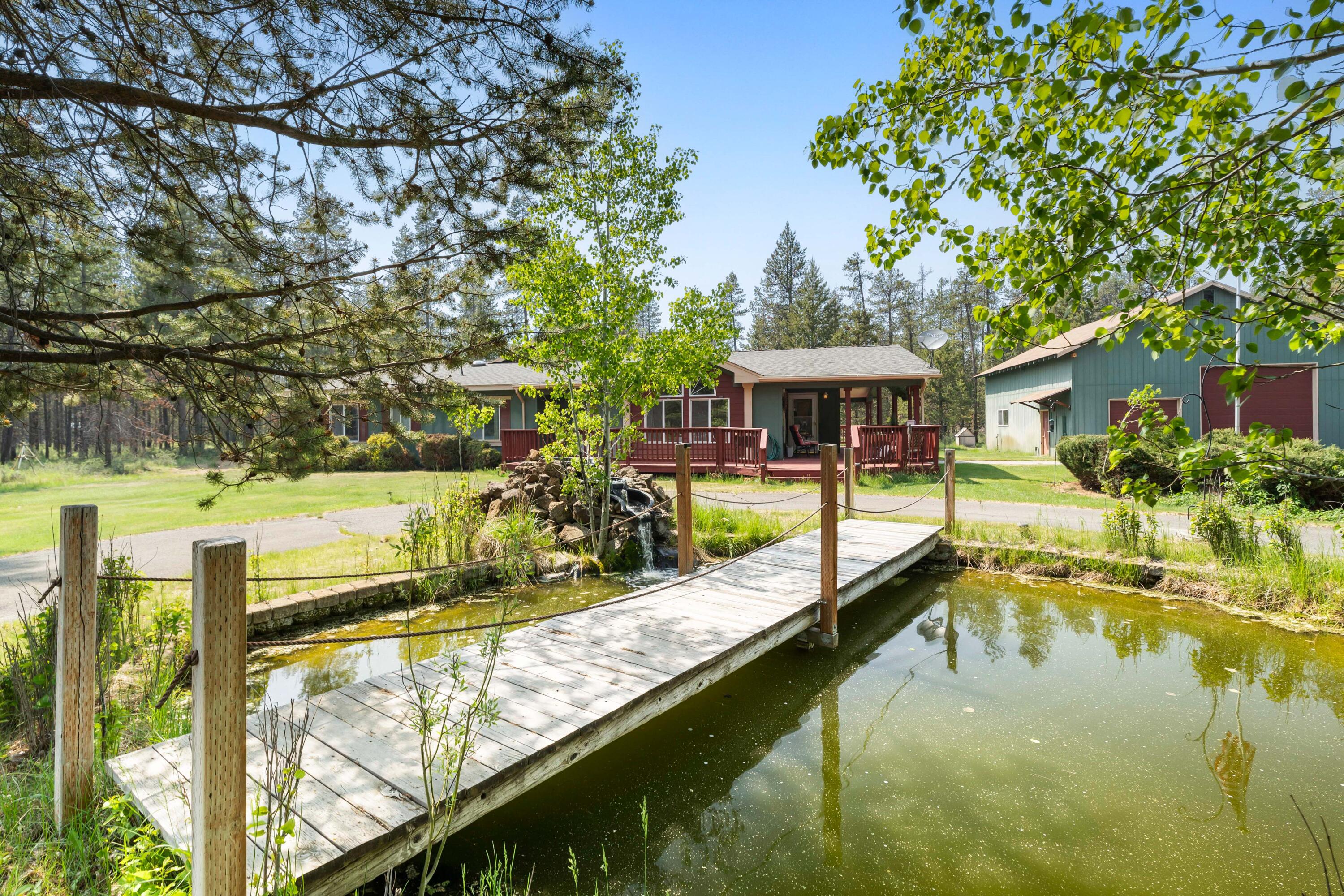 55105 Jack Pine Way