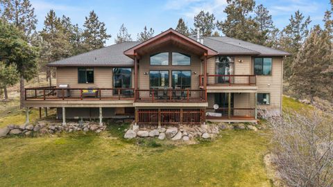 Tiny photo for 6447 Jake Road, Klamath Falls, OR 97601 (MLS # 220215605)