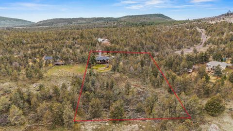 Tiny photo for 6447 Jake Road, Klamath Falls, OR 97601 (MLS # 220215605)
