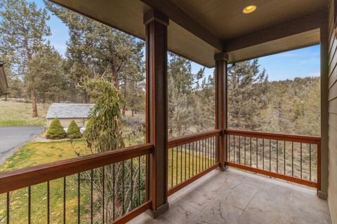 Tiny photo for 6447 Jake Road, Klamath Falls, OR 97601 (MLS # 220215605)