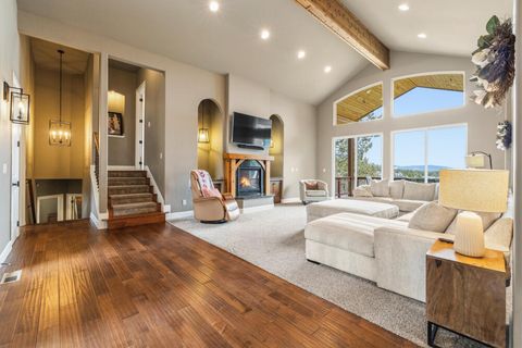 Tiny photo for 6447 Jake Road, Klamath Falls, OR 97601 (MLS # 220215605)