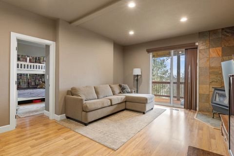 Tiny photo for 6447 Jake Road, Klamath Falls, OR 97601 (MLS # 220215605)