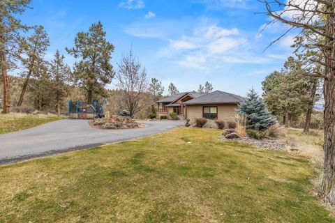 Tiny photo for 6447 Jake Road, Klamath Falls, OR 97601 (MLS # 220215605)