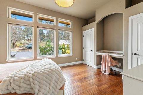 Tiny photo for 6447 Jake Road, Klamath Falls, OR 97601 (MLS # 220215605)