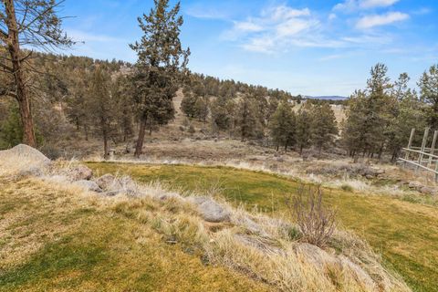 Tiny photo for 6447 Jake Road, Klamath Falls, OR 97601 (MLS # 220215605)