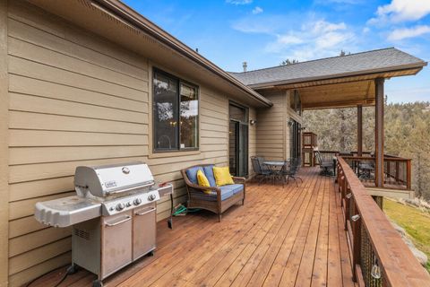 Tiny photo for 6447 Jake Road, Klamath Falls, OR 97601 (MLS # 220215605)