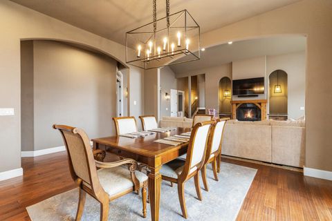 Tiny photo for 6447 Jake Road, Klamath Falls, OR 97601 (MLS # 220215605)