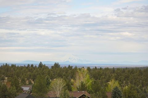 Tiny photo for 10151 Sundance Ridge Loop, Redmond, OR 97756 (MLS # 220219923)