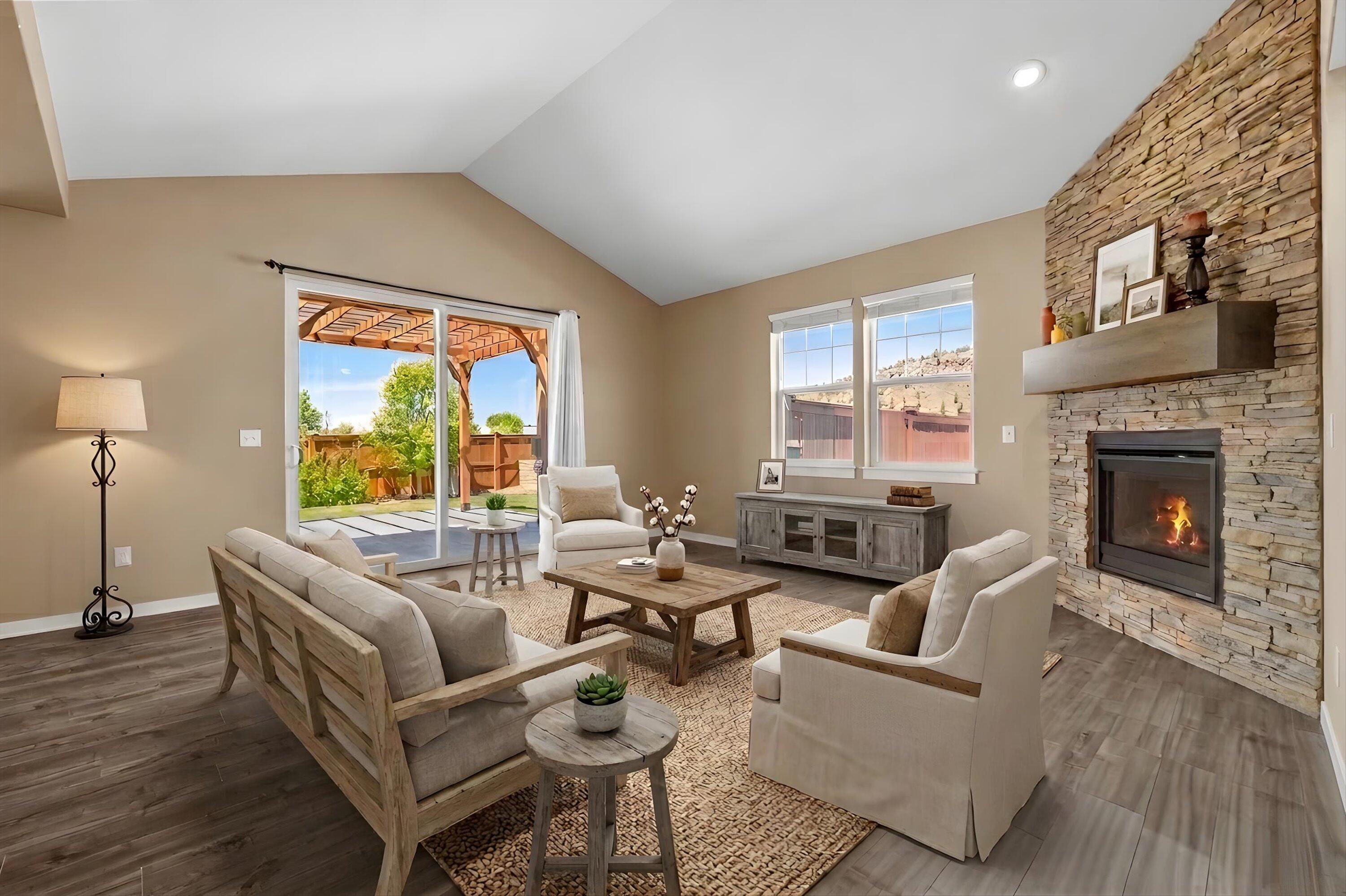 317 SE Pioneer Drive