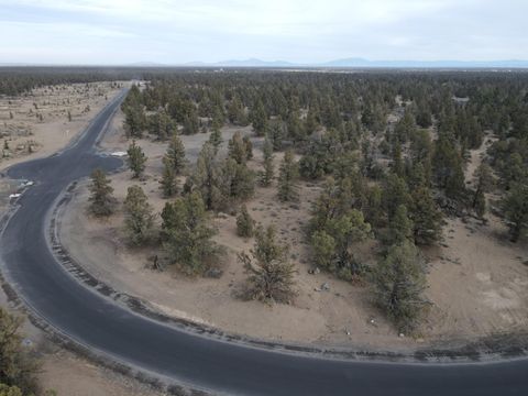 Tiny photo for 68334 Conquest Road #Lot 1, Bend, OR 97701 (MLS # 220211578)