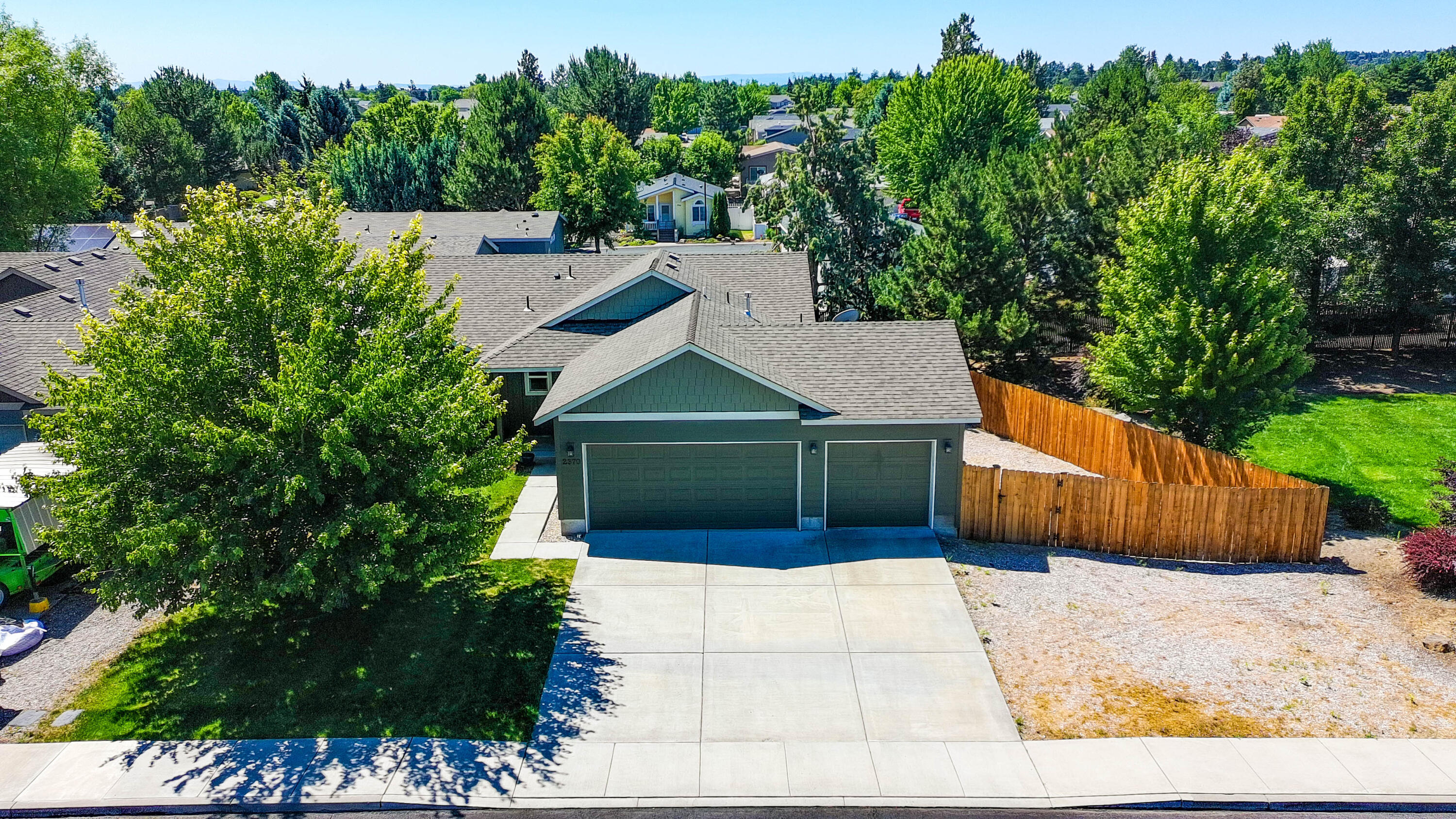 Julina Park - Residential