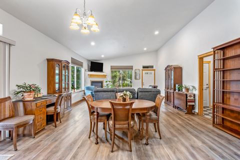 Tiny photo for 15924 Jackpine Road, La Pine, OR 97739 (MLS # 220212534)