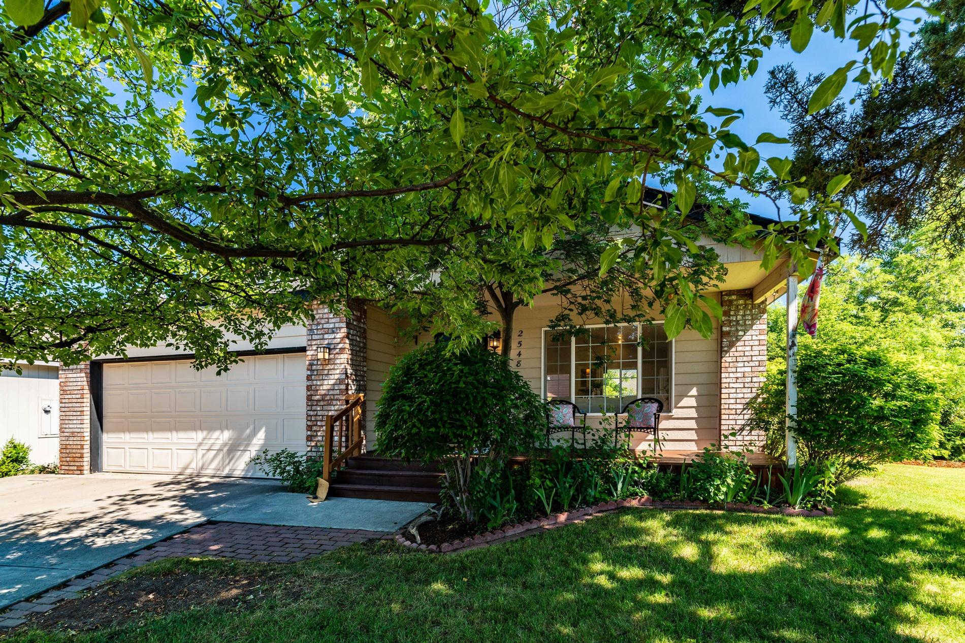 Cascade Peaks - Residential