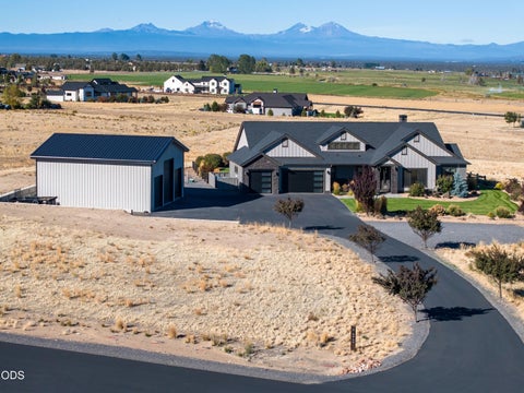 Photo of 6949 SW Mill Iron Circle, Powell Butte, OR 97753 (MLS # 220229491)