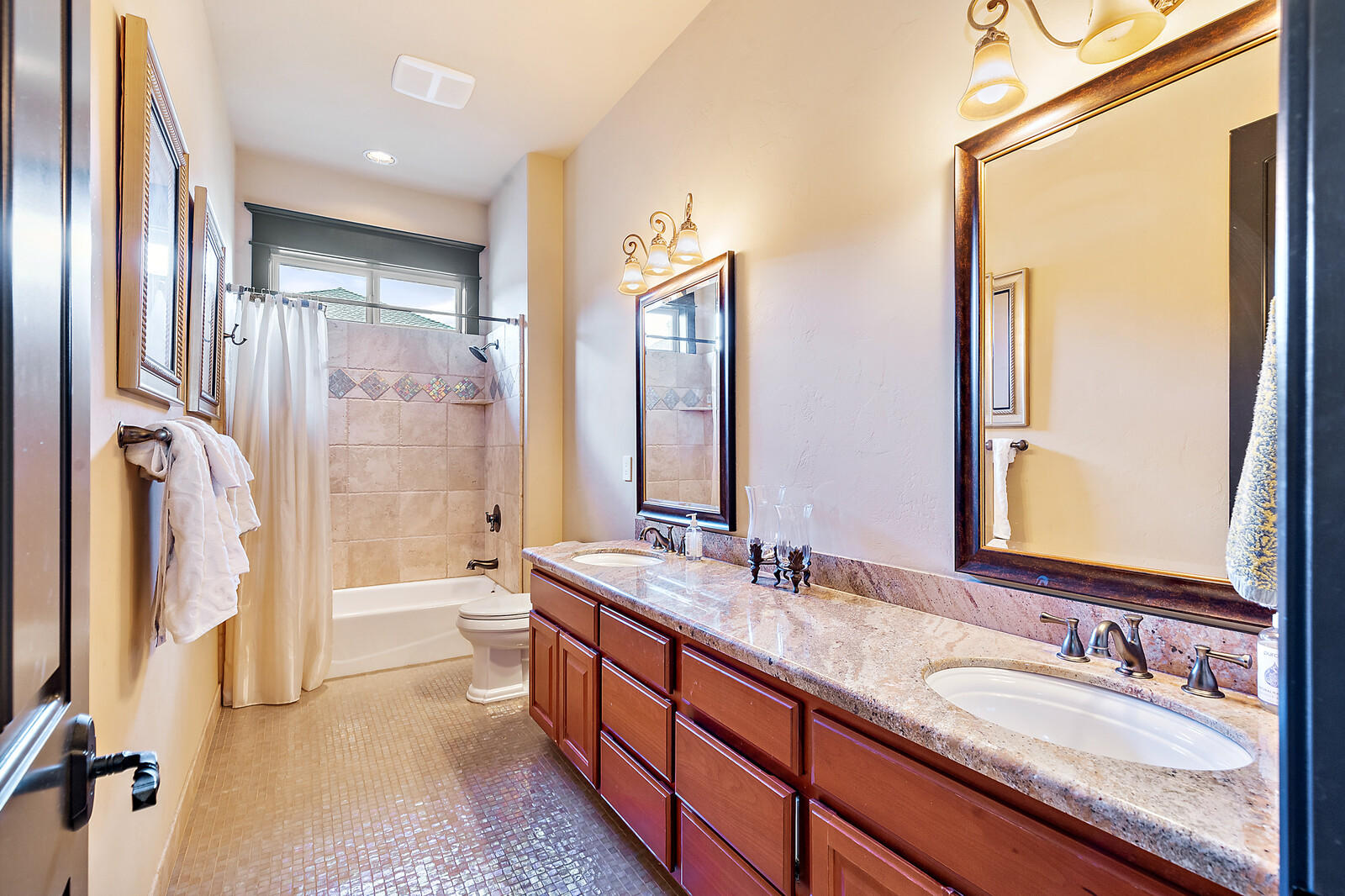 Crystal Heights Phases I &II - Residential