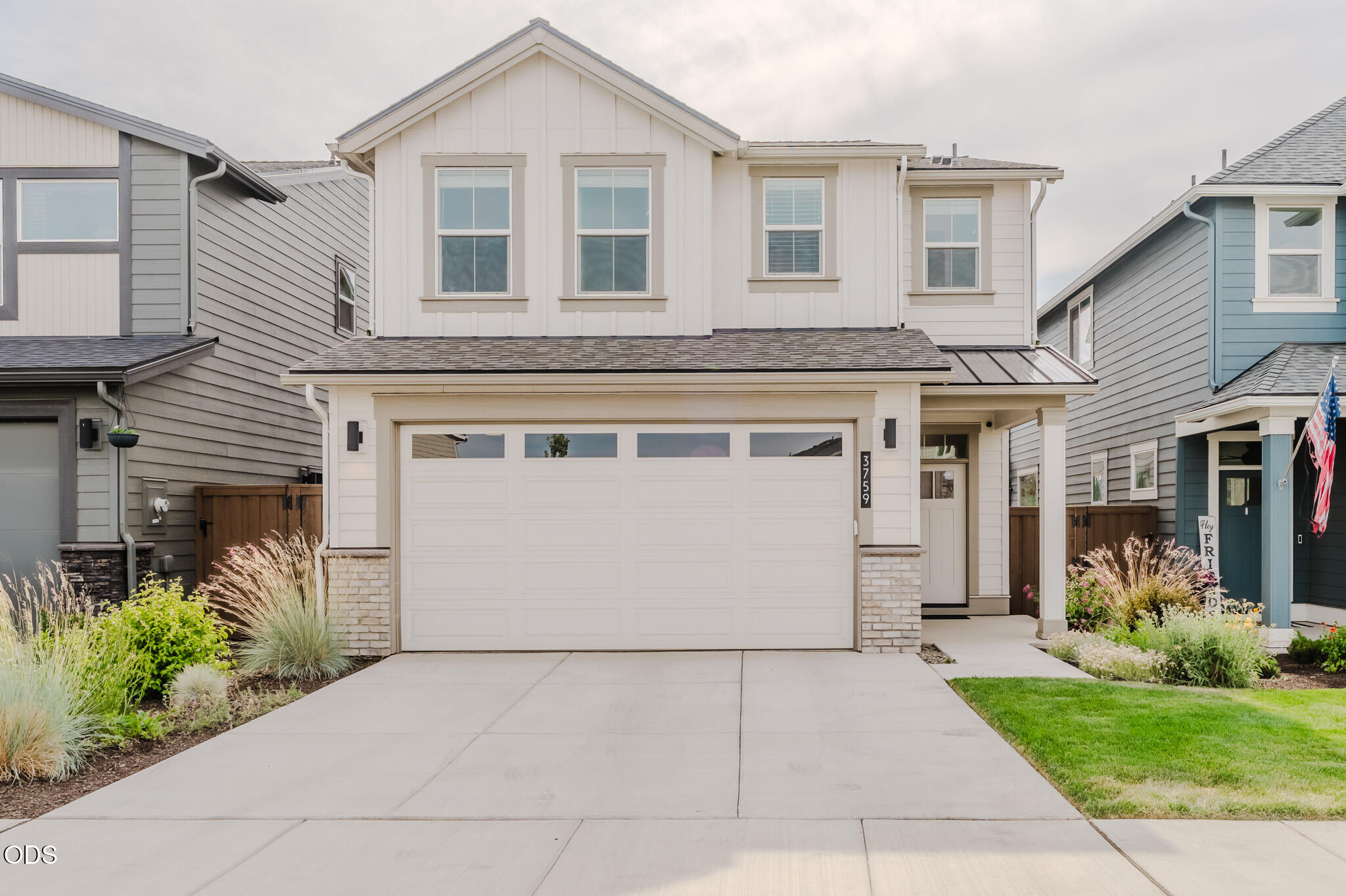 3759 NE Tellus Drive
