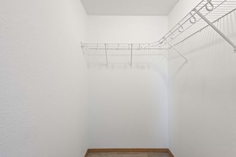 Tiny photo for 1464 SW 16th Street, Redmond, OR 97756 (MLS # 220212749)