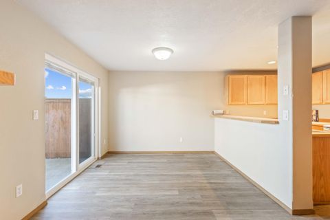 Tiny photo for 1464 SW 16th Street, Redmond, OR 97756 (MLS # 220212749)