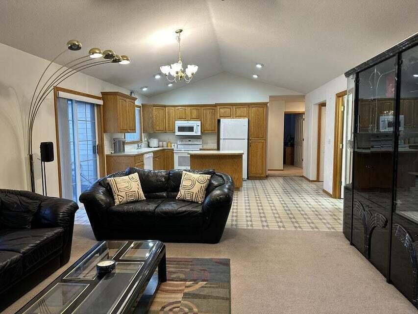 Picture for the property 220217878, 3 beds, 2 baths