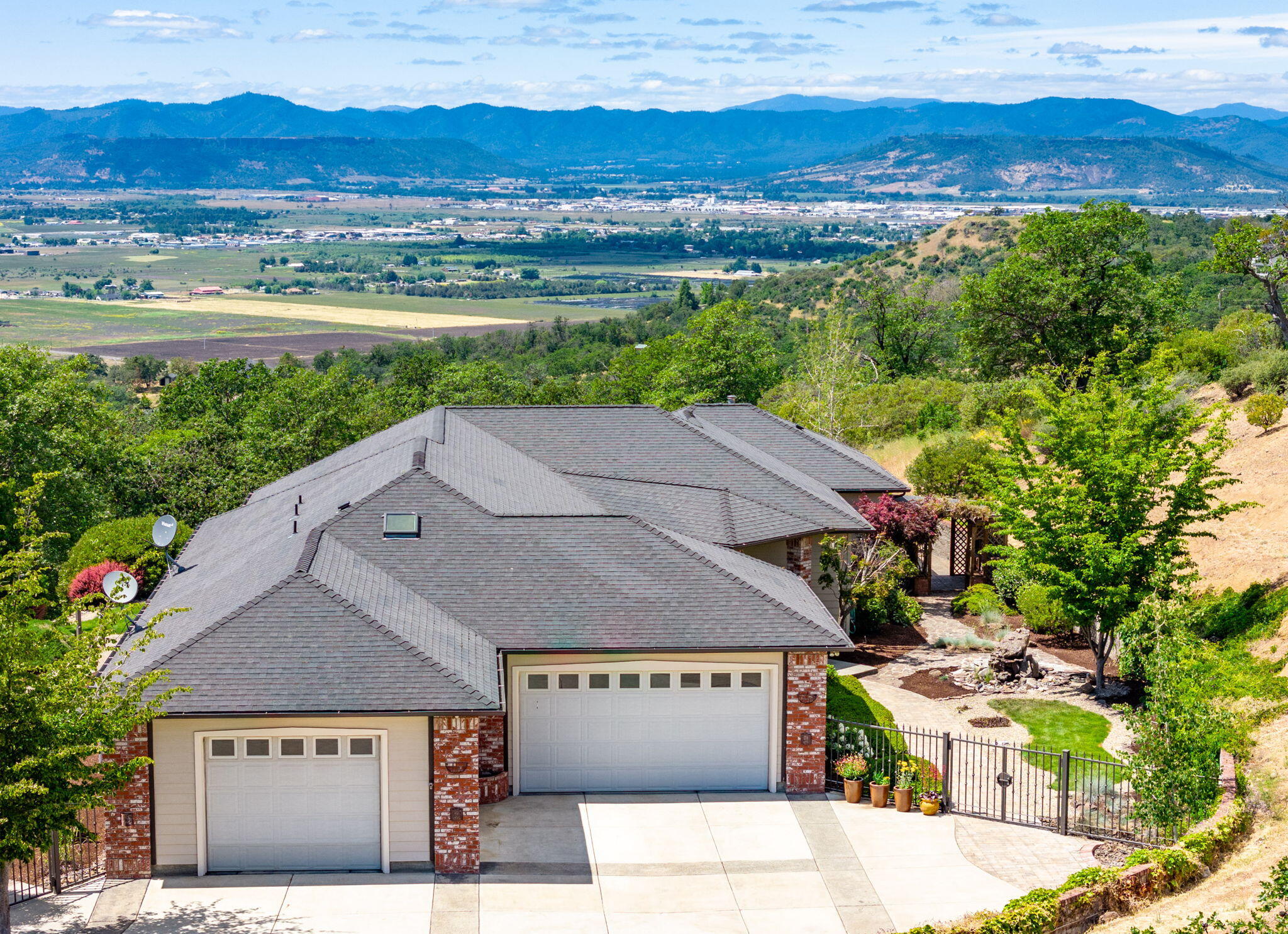 Eleven-eighty Orchard Tract - Residential