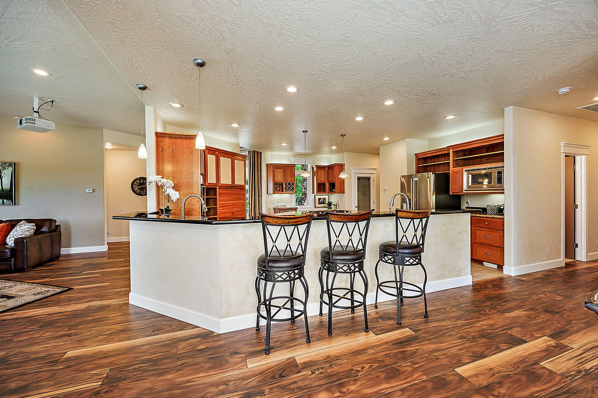 Eleven-eighty Orchard Tract - Residential