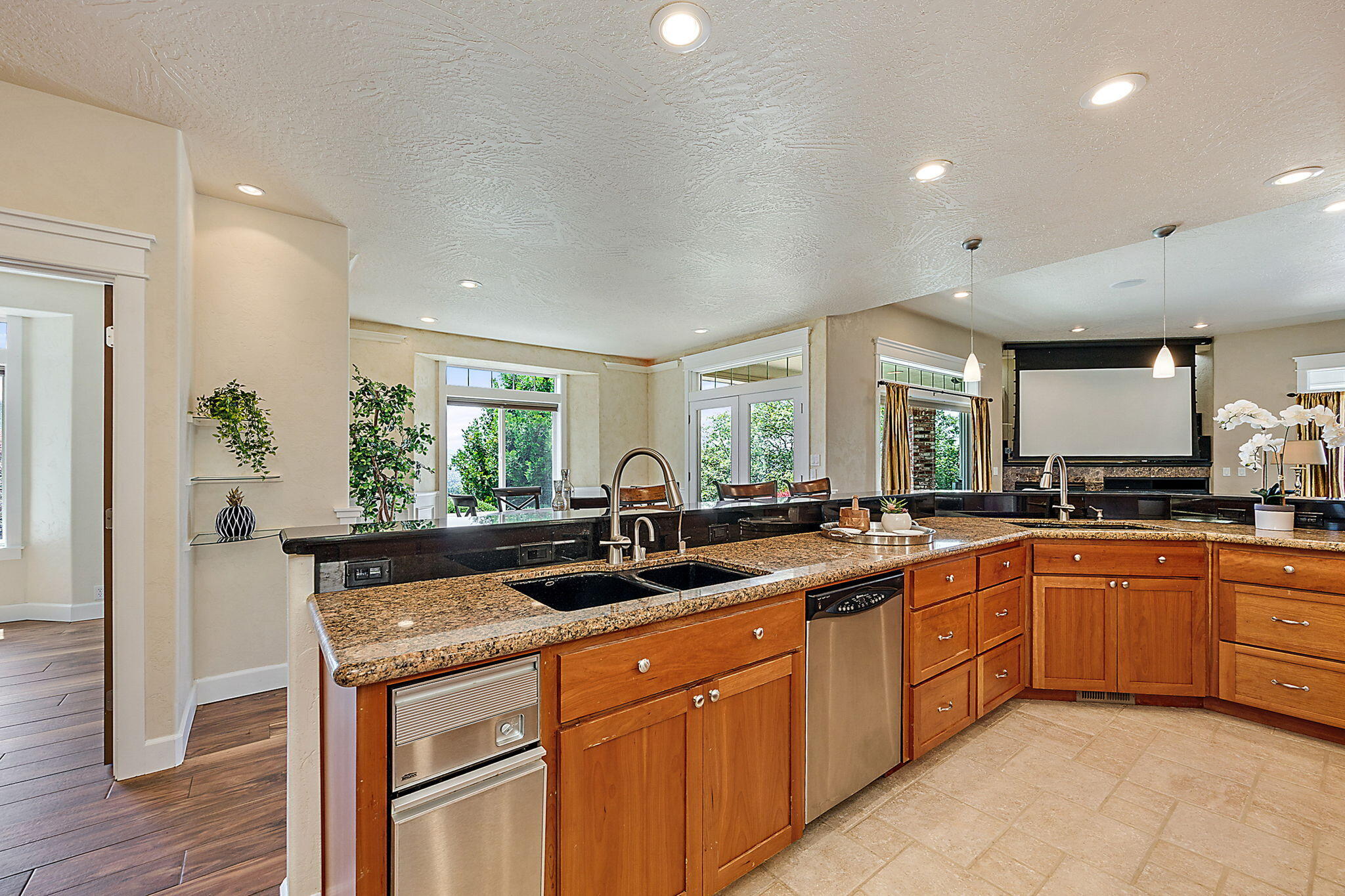 Eleven-eighty Orchard Tract - Residential